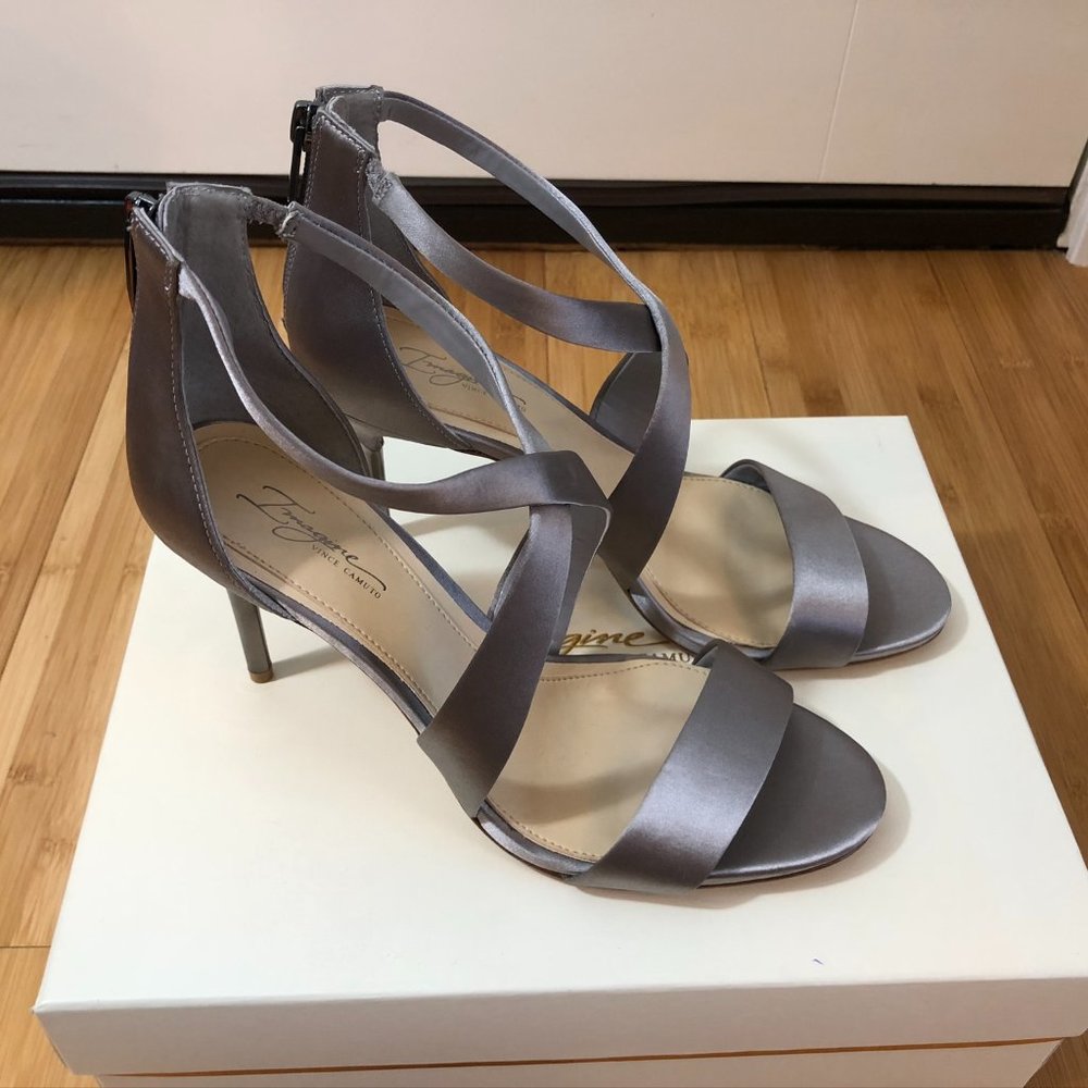 *NEW* Imagine Vince Camuto Grey Satin Pascal 8.5